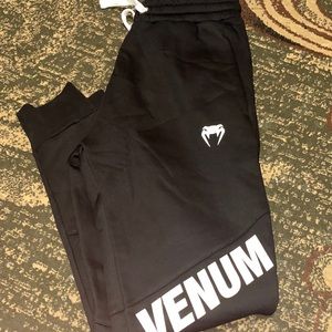 Brand new VENUM XL SWEATS